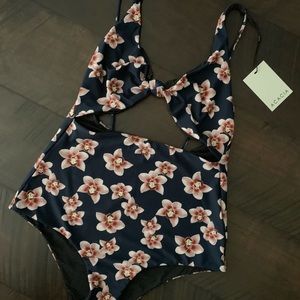 Meet your Posher, Hiki